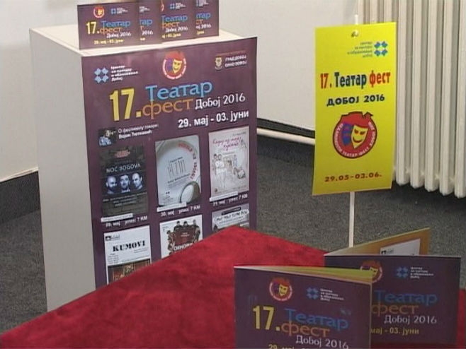 DOBOJ: Grad udahnuo Teatar fest