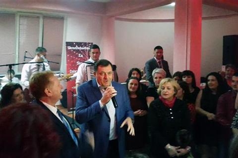 DOBOJ: Dokaz jedinstva unutar SNSD-a