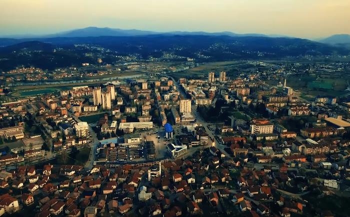 DOBOJ: Usvojeni kriterijumi za kupovinu stanova mladim bračnim parovima