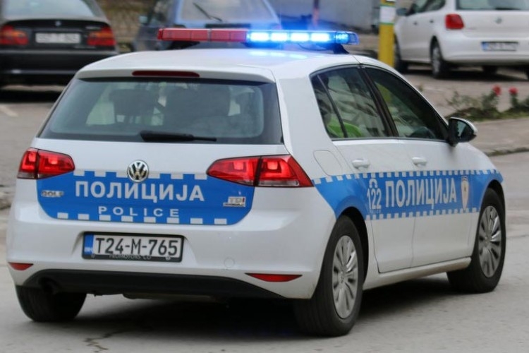 DOBOJ: Pucnjava na benzinskoj, jedno lice ranjeno