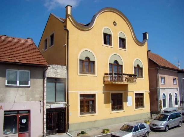 DOBOJ: Organizovan doček Nove godine drveća