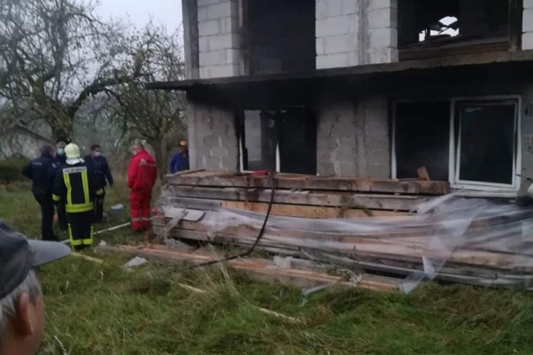 DOBOJ: Izgorio muškarac i kuća u kojoj je živio