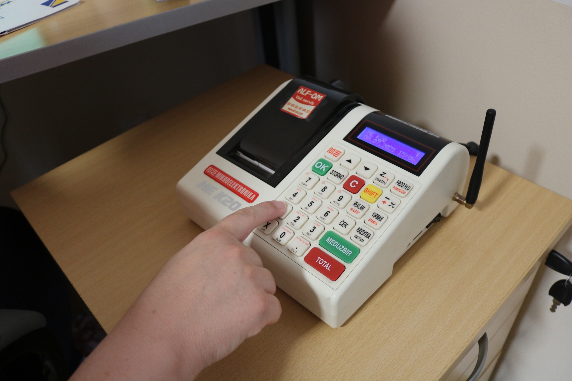 Veletrogovci ogorčeni namjerom Vlade Srpske da ih fiskalizuje