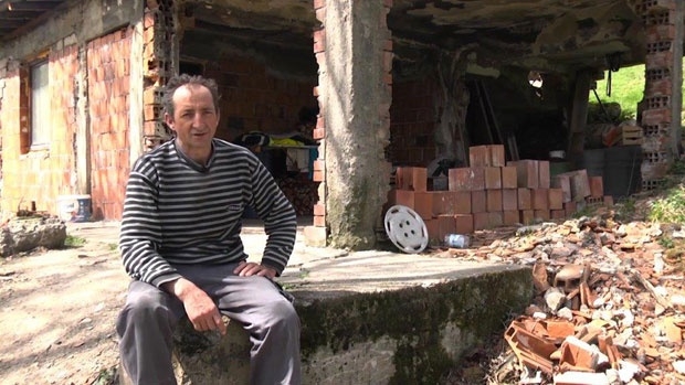 VOZUĆA: Milutin Mrkaljević bez svetla i vode