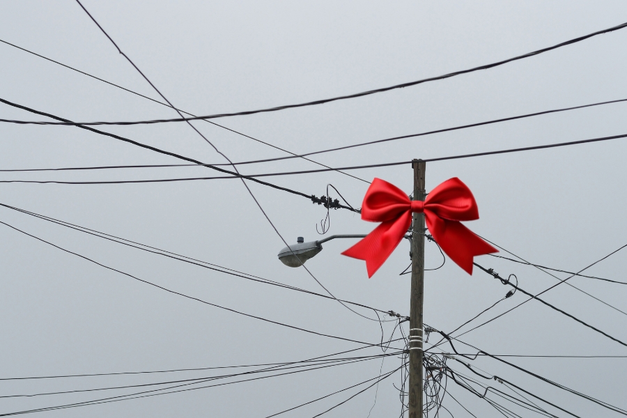 VLADIN NOVOGODIŠNJI POKLON GRAĐANIMA: Struja skuplja do 20 odsto