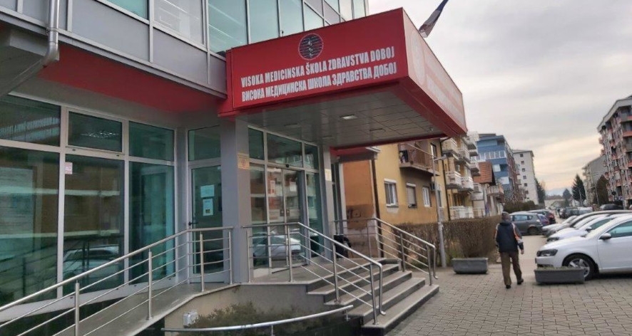DOBOJ: Visoka medicinska škola zdravstva pred akreditacijom. Ali… studentski aktivisti od Inspektorata traže vanredni inspekcijski nadzor