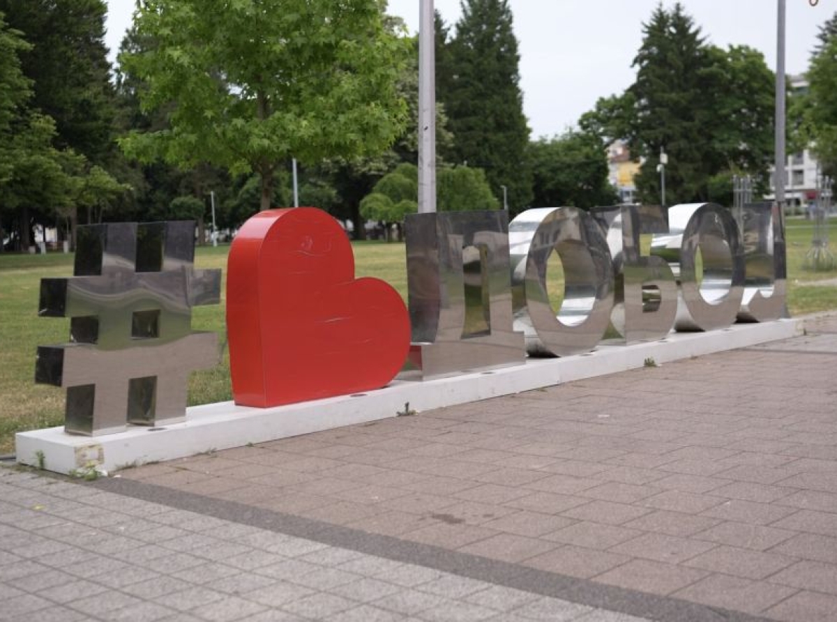 DOBOJ - Zarobljeni grad koji ruši sam sebe