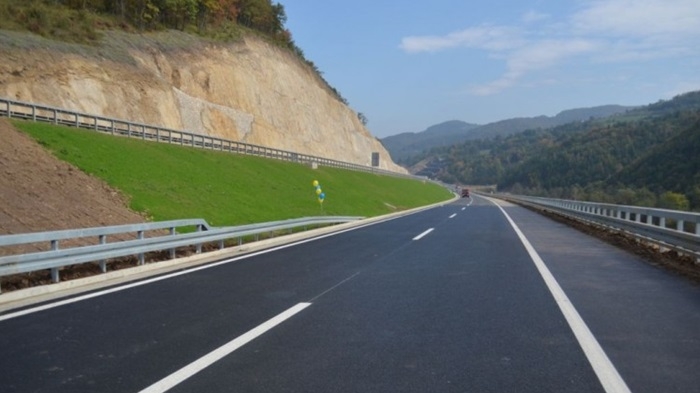 DOBOJ: Potpisan ugovor o dionici autoputa na koridoru “5C”