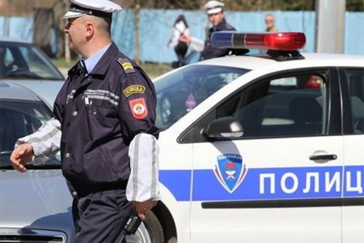 DOBOJ: Nema povrijeđenih u sudaru četiri vozila