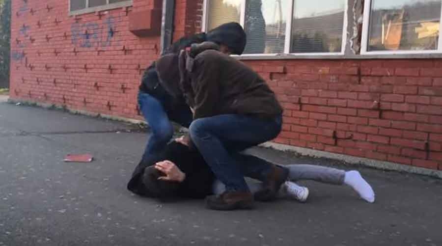 DOBOJ: Dječak (15) pretukao druga iz razreda