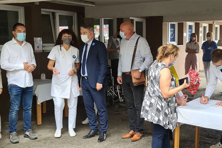 DOBOJ: Do sada 20.000 imunizovanih