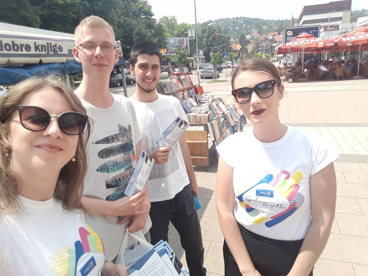 DOBOJ: Wake Up studentska kampanja - Stop odlasku mladih (FOTO)