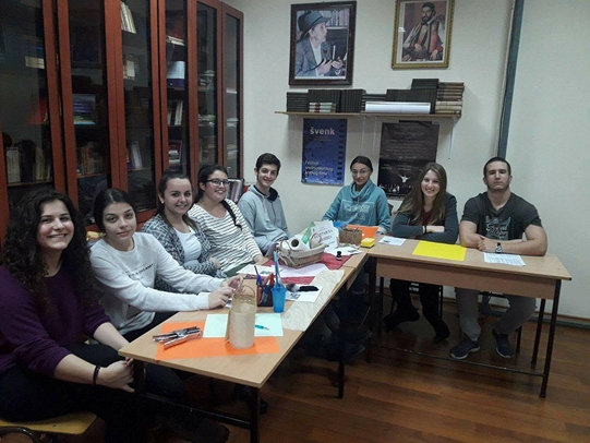 DOBOJ: Održana "Nedjelja kaligrafije" u Medicinskoj školi (VIDEO)