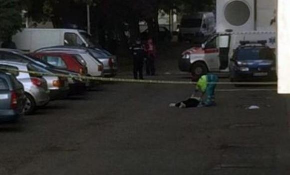 DOBOJ: Žena poginula pri padu sa stambene zgrade