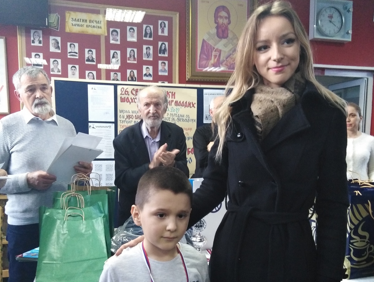 DOBOJ: Đorđe Lukić osvojio zlatnu medalju na 26. Svetosavskom šahovskom turniru