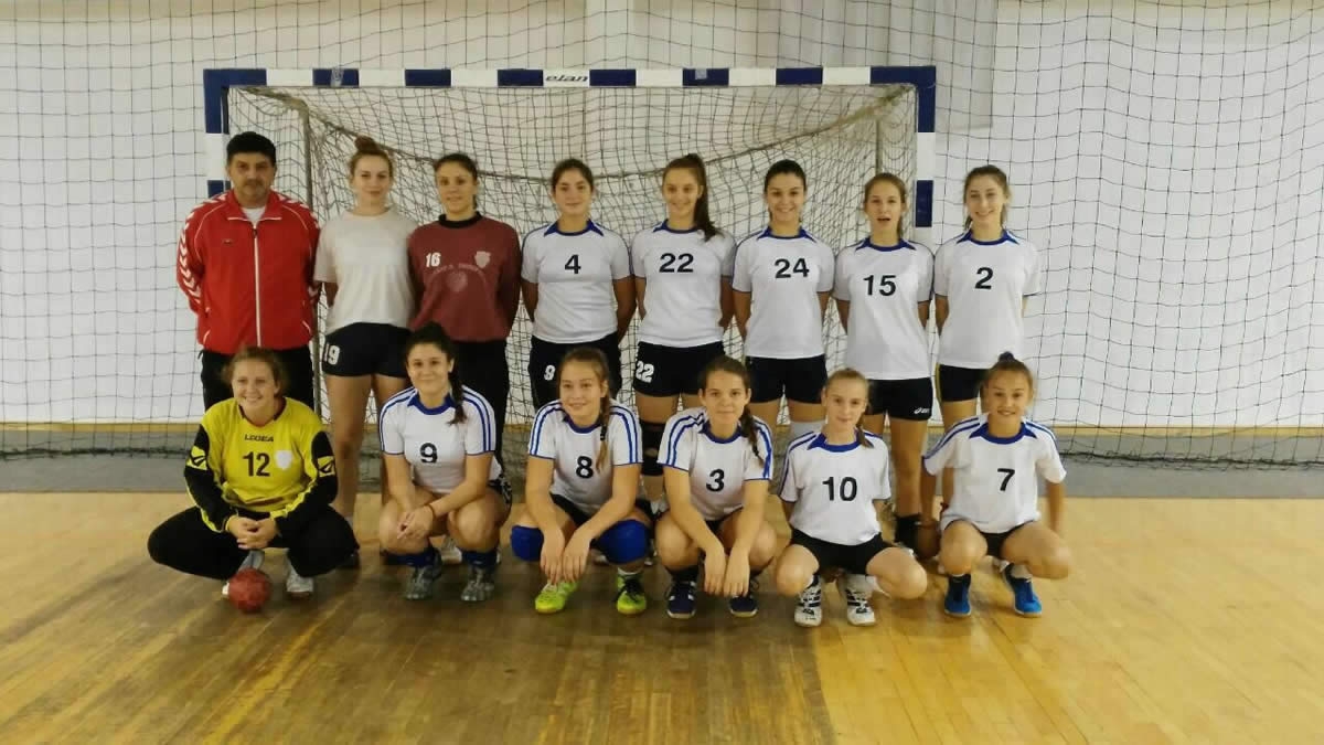 DOBOJ: Mlade rukometašice osvojile turnir u Vitezu (FOTO)
