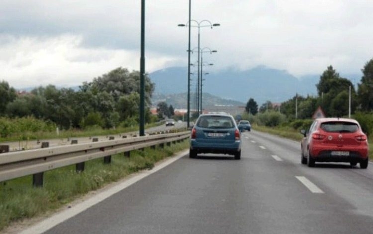 PUTEVI: Nesmetano odvijanje saobraćaja, bez zadržavanja na granici