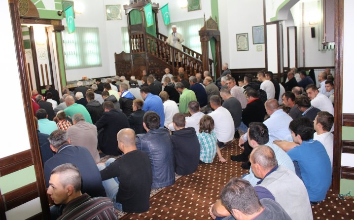 DOBOJ: Muslimanski vjernici slave Kurban Bajram