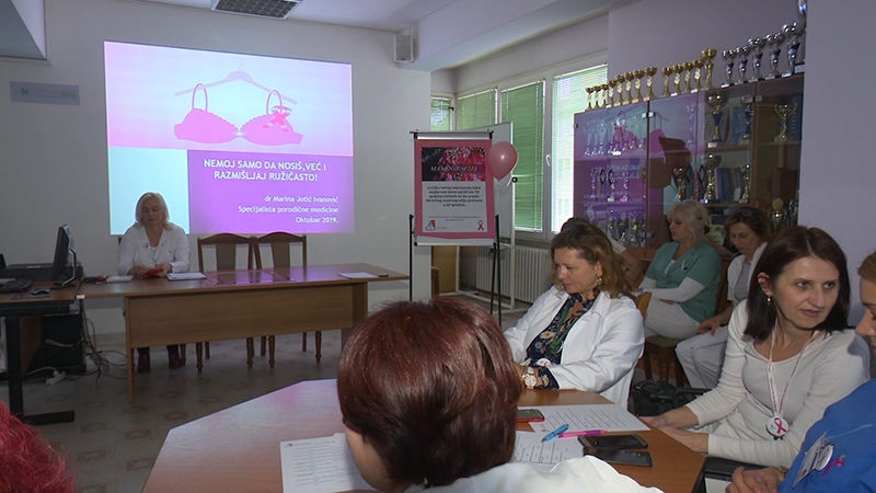 DOBOJ: Održano predavanje o prevenciji karcinoma dojke zaposlenim u Domu zdravlja