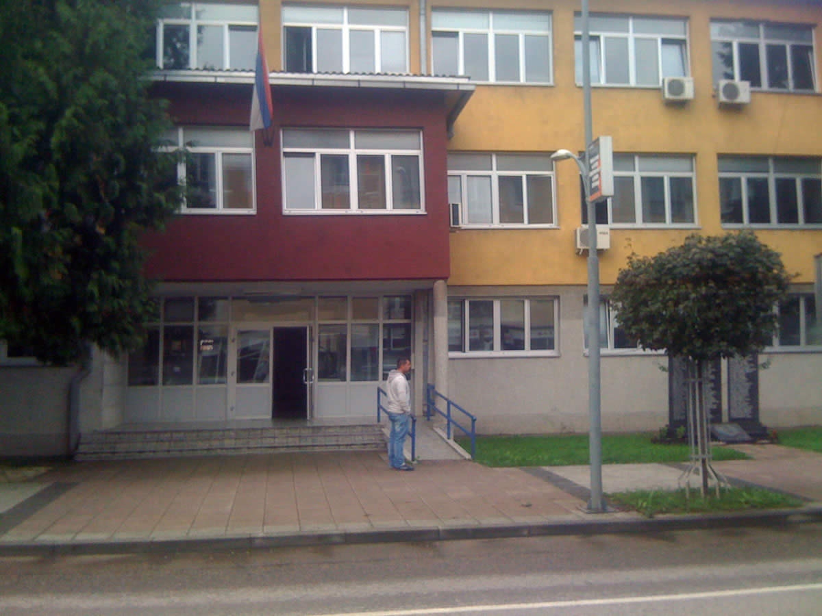 DERVENTA:  Lažnim putnim nalozima oštetio dom zdravlja