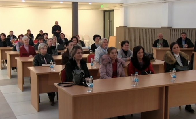 DOBOJ: 20 žena iz dobojskih sela dobiće plastenike i sadni materijal (VIDEO)