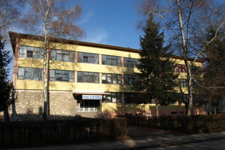DOBOJ: Direktor zlostavljao volonterku, nudio joj da postane njegova zamjenica?
