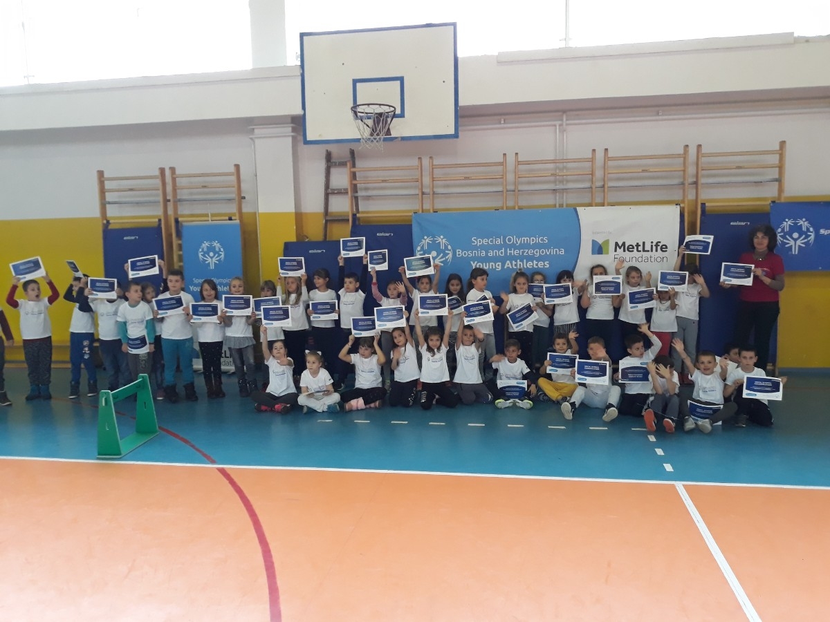 DOBOJ: Sportski dan za osnovce (FOTO)