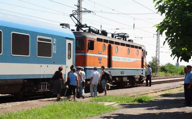 DOBOJ: Ništa od viših plata u Željeznicama