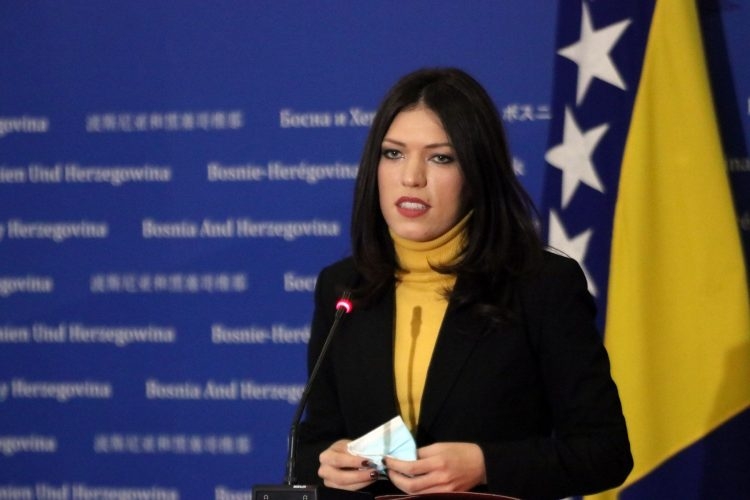 DOBOJ: “Petrović je bio u SDS-u, sada je sa Dodikom u čamcu, ali ga se SNSD odriče”