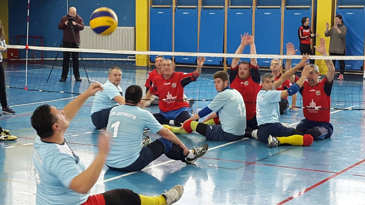 DOBOJ: Počeo turnir u sjedećoj odbojci (FOTO)