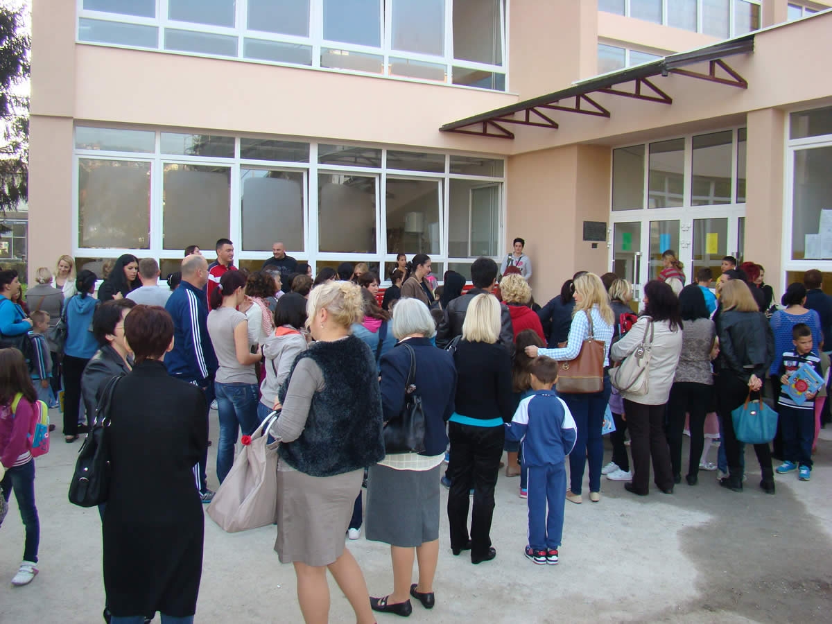 U klupama u Srpskoj ponovo graja