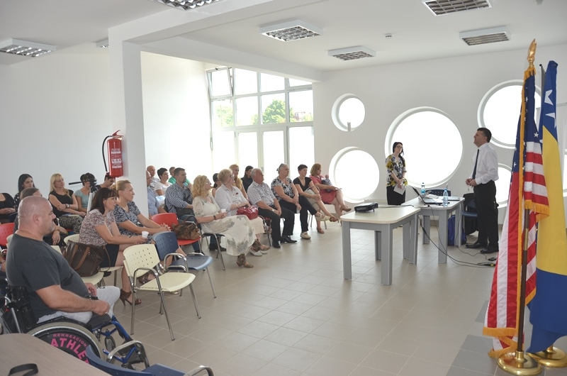 DOBOJ: Predavanje o zabrani diskriminacije osoba sa smetnjama u razvoju