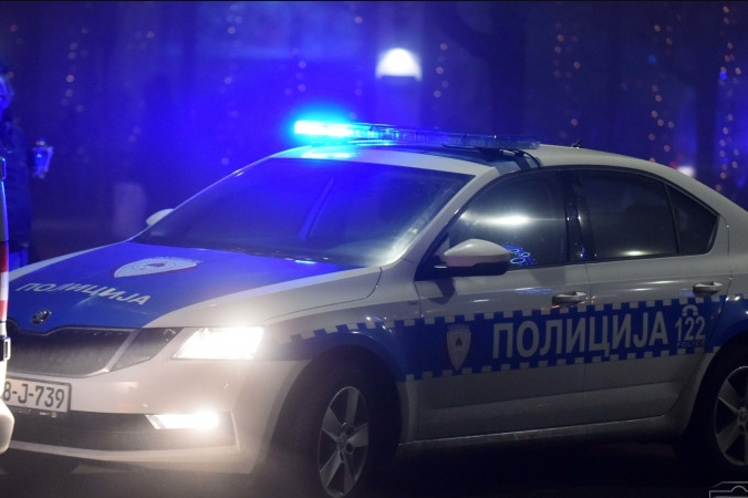 DOBOJ: Pješak povređen u saobraćajnoj nesreći u Kostajnici, vozač pobjegao sa lica mjesta