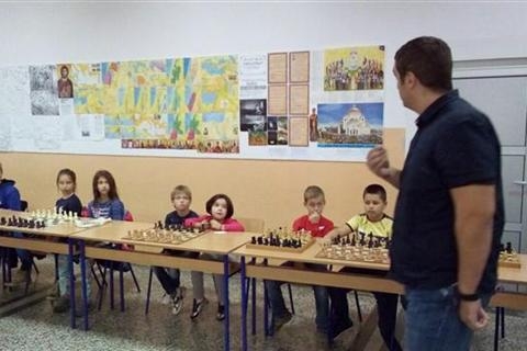 DOBOJ: Odigrana simultanka sa osnovcima škole "Sveti Sava"