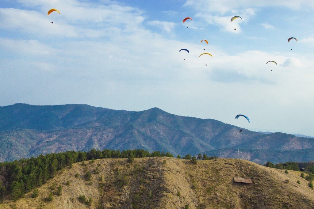 DOBOJSKI INFO VAS POZIVA: Takmičenje paraglajdera - "OZRENALINE XC - DOBOJ 2016"