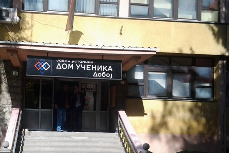 DOBOJ: Četiri đaka izbačena iz Dom učenika zbog incidenta