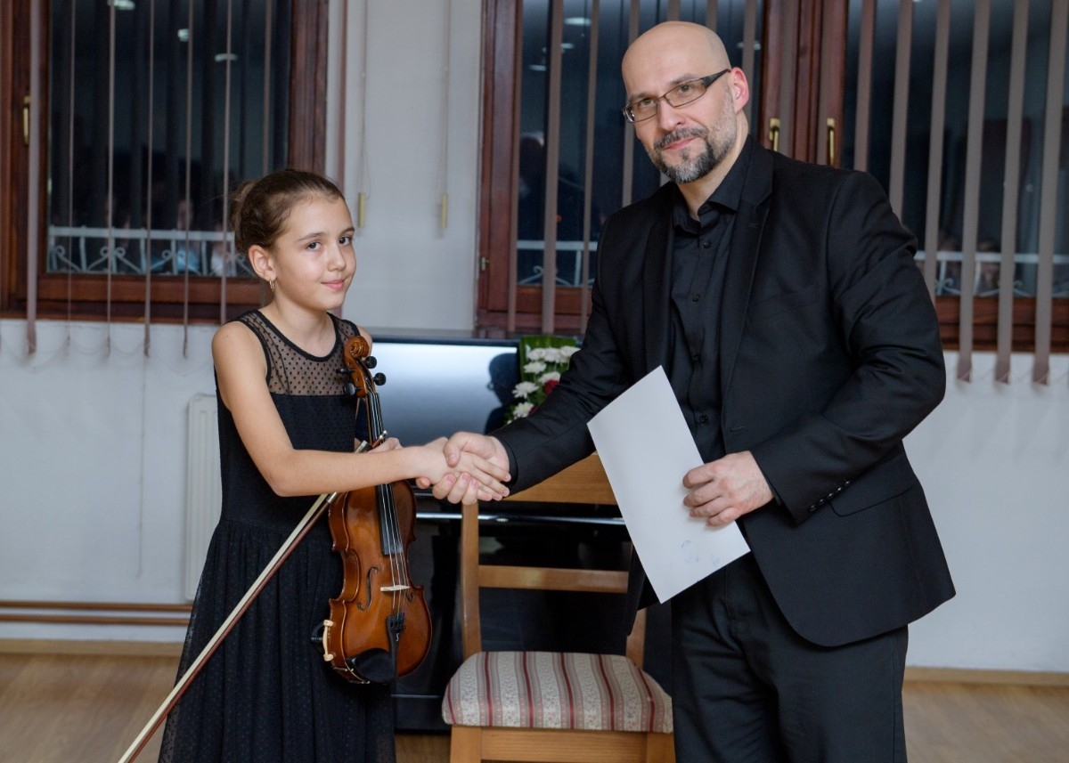 DOBOJ: Održano prvo takmičenje muzičkih škola (FOTO)