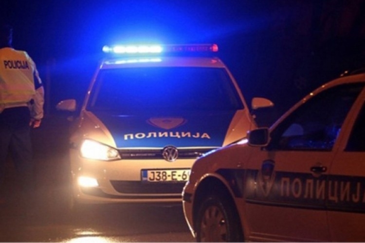 DOBOJ: Teška nesreća kod Teslića, poginule majka i kćerka