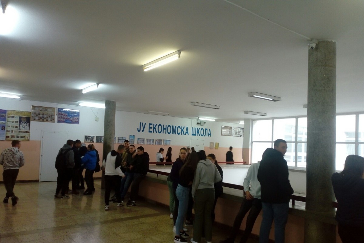 DOBOJ: Poslodavci poručuju đacima da će imati pune ruke posla