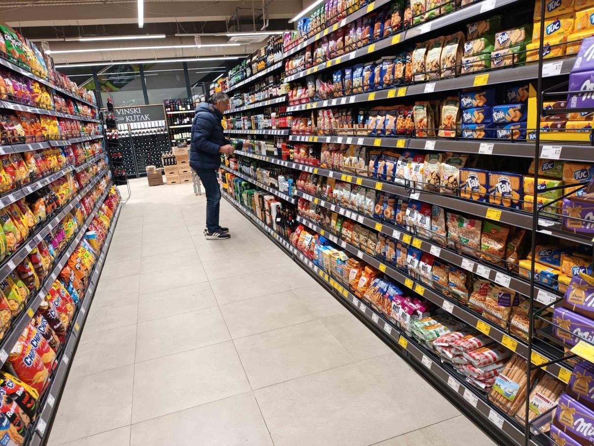 CIJENE PROIZVODA I DALJE RASTU: Kafa, riža, jaja i drugi artikli poskupljuju