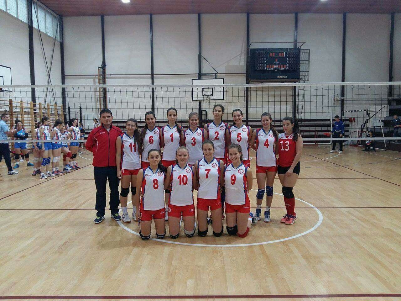 DOBOJ: Panterke zasjele na tron (FOTO)