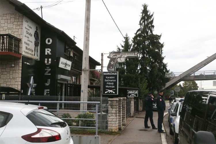 DOBOJ: Direktor Bolnice pred tužiocem, Vuletić u izolaciji
