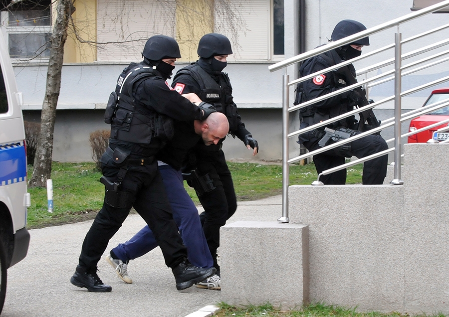 DOBOJ: Mustafi Hasanbašiću Mući 13 godina zatvora zbog pokušaja ubistva dvojice policajaca