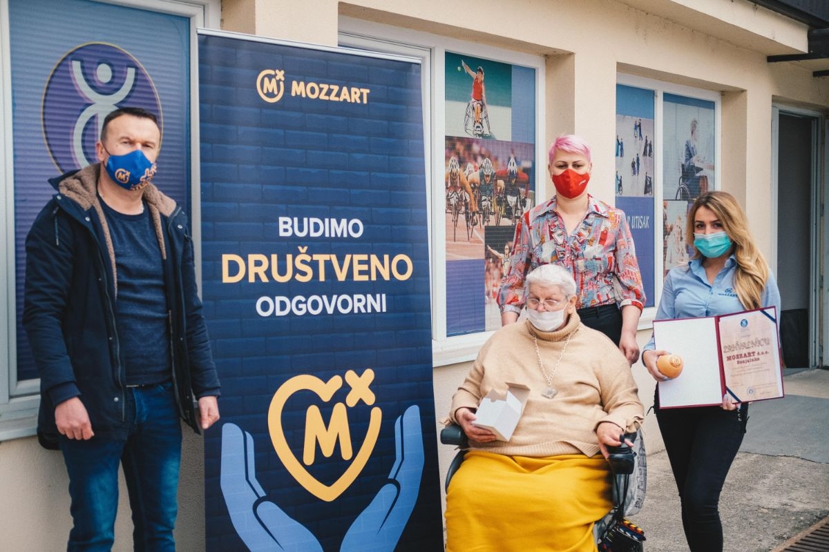 Mozzart donirao mašinu štampariji distrofičara iz Doboja (FOTO)