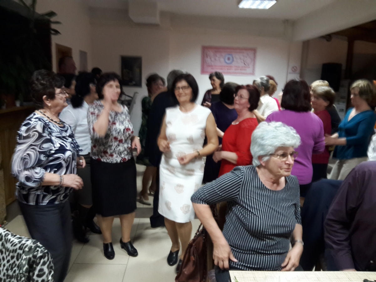 U PROSTORIJAMA UDRUŽENJA U DOBOJU: Penzionerke proslavile Dan žena
