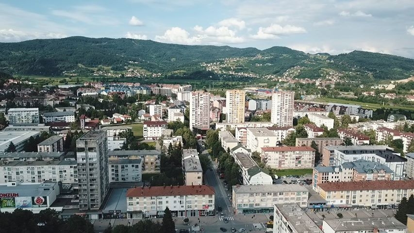 DOBOJ: Uručenje ključeva za deset mladih bračnih parova