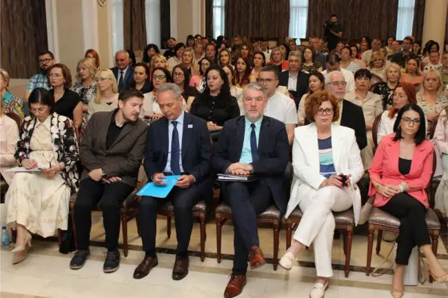 FOTO: Dobojski Info | BANJA LUKA: Ulaganjem u superviziju do jače socijalne i dječije zaštite