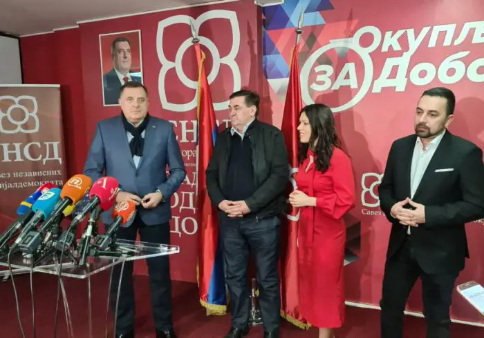 GRAD DOBOJ U FINANSIJSKOM HAOSU! Duguju milione za poreze i doprinose, radnici bez plata, a privilegovani činovnici ilegalno primaju novac!